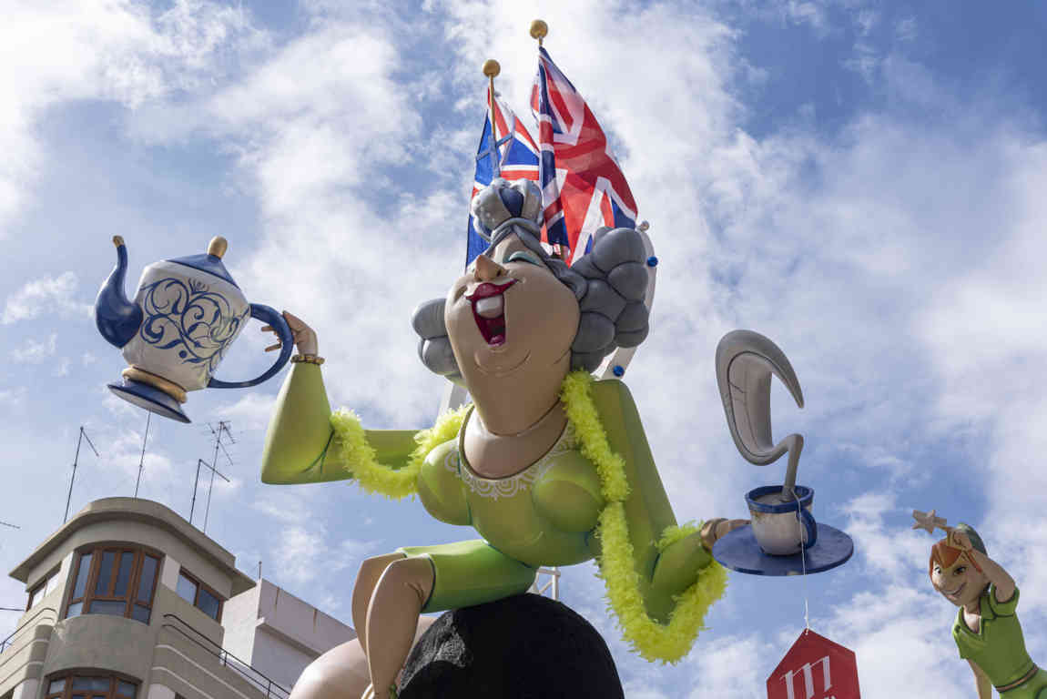 Valencia - fallas 2023 - falla Mercado Central - Inglis pitinglis 05.jpg